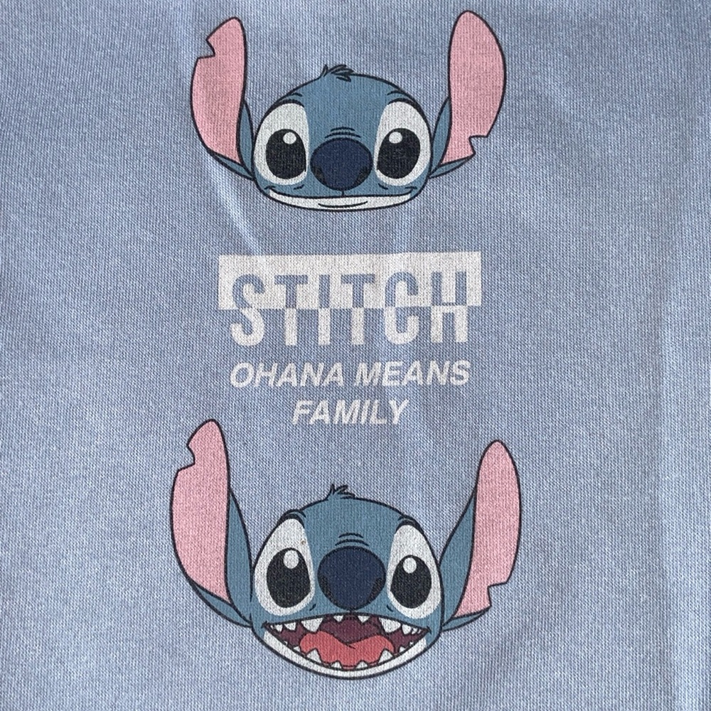 Disney pullover sweatshirt Stitch Ohana Sz medium long sleeve blues - Picture 5 of 6